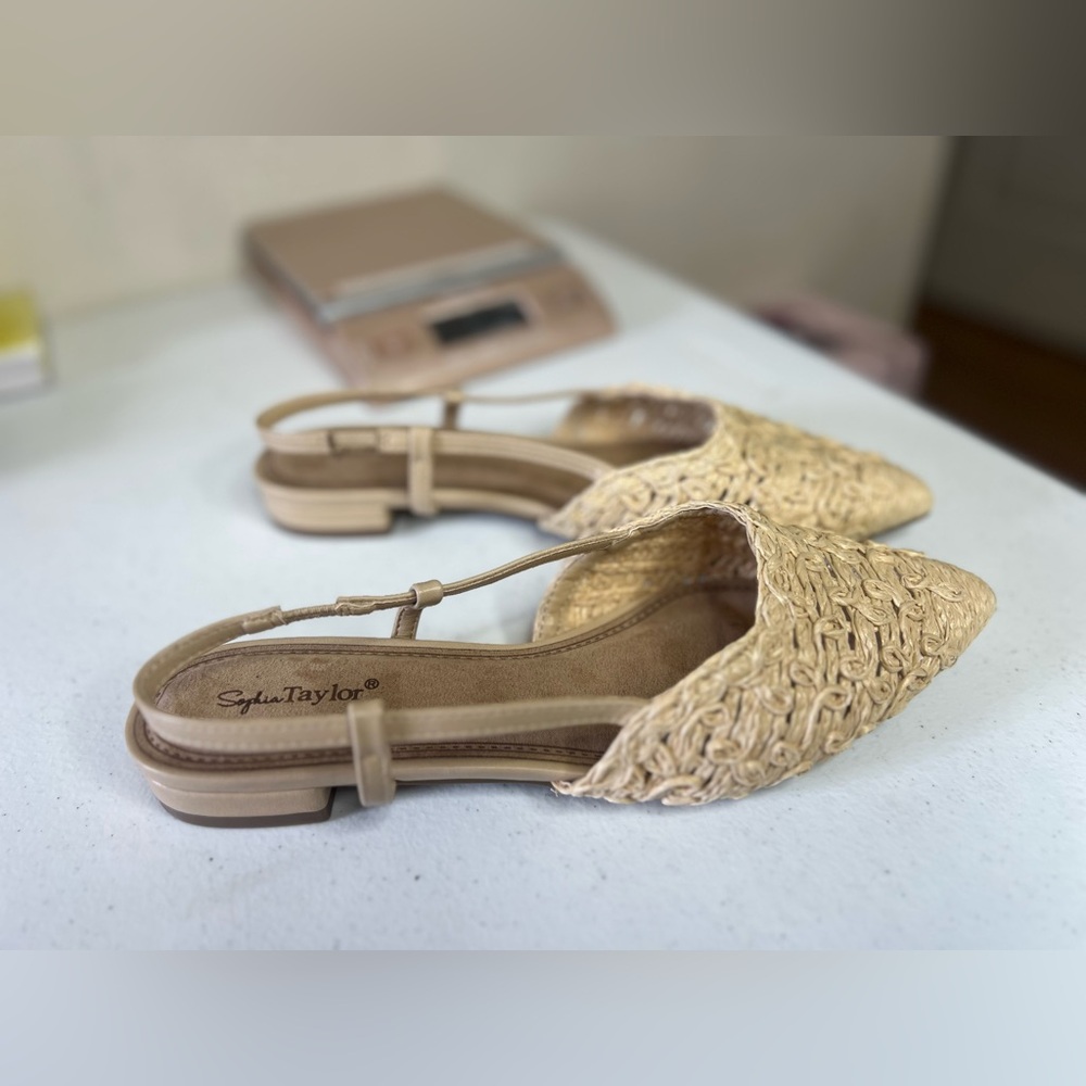 Sophia Taylor Women’s Woven Raffia Style slingback flats pointed toe Size 9.5